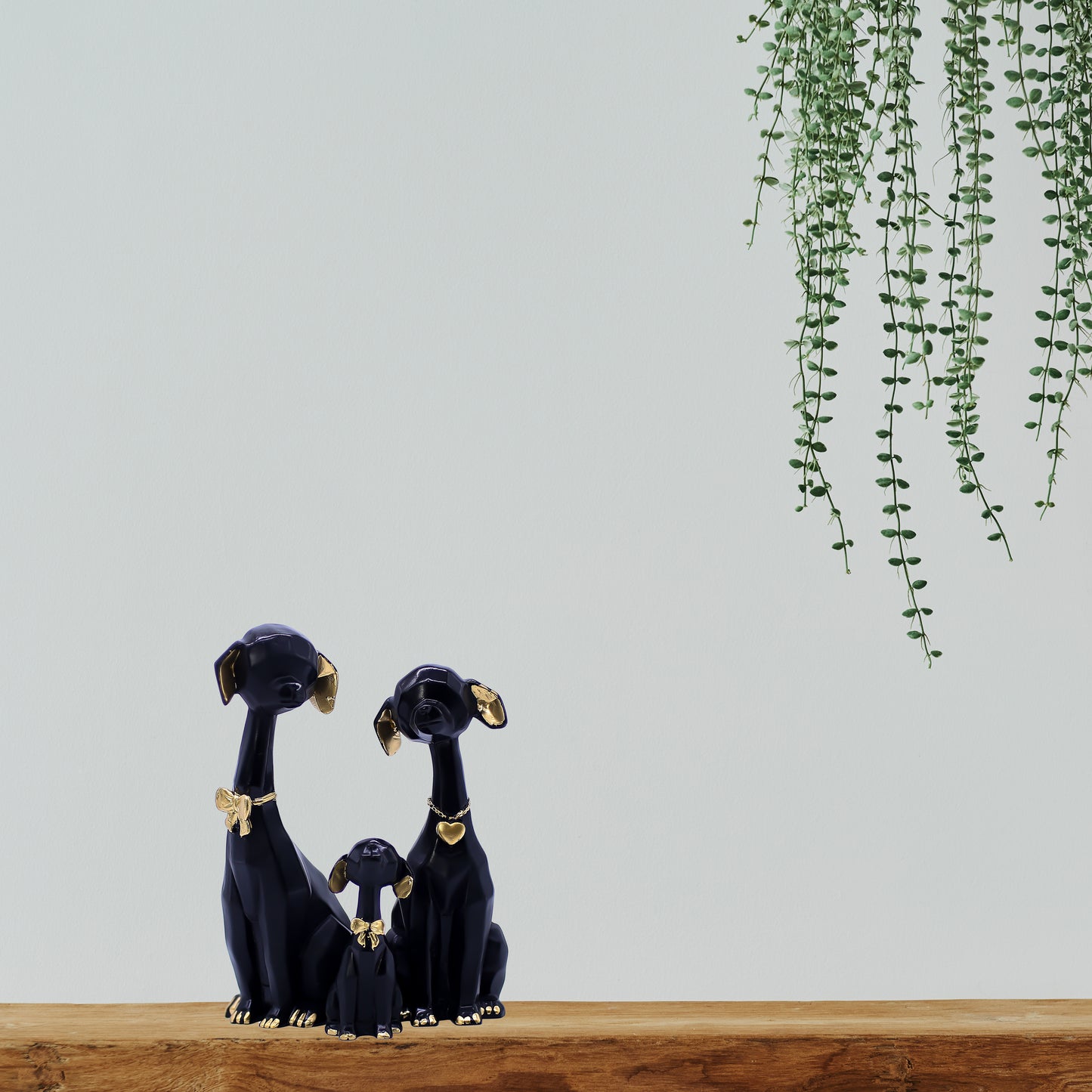 Luxury Black Dog Family Showpiece – Premium Polyresin Dog Figurine Set for Living Room & Home Decor