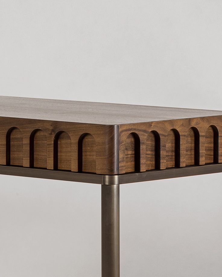 Zabra Console Table