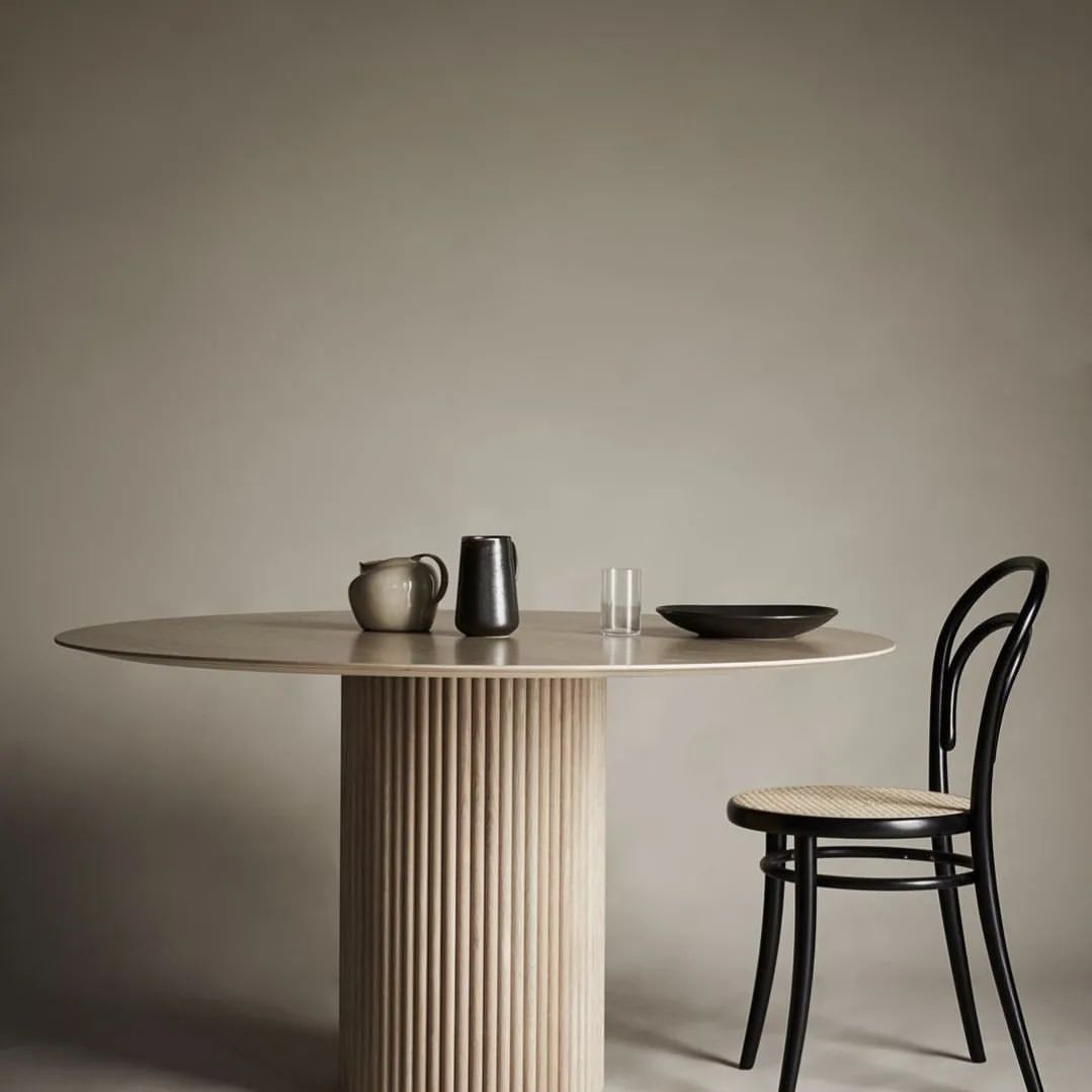 Luxury dining table
