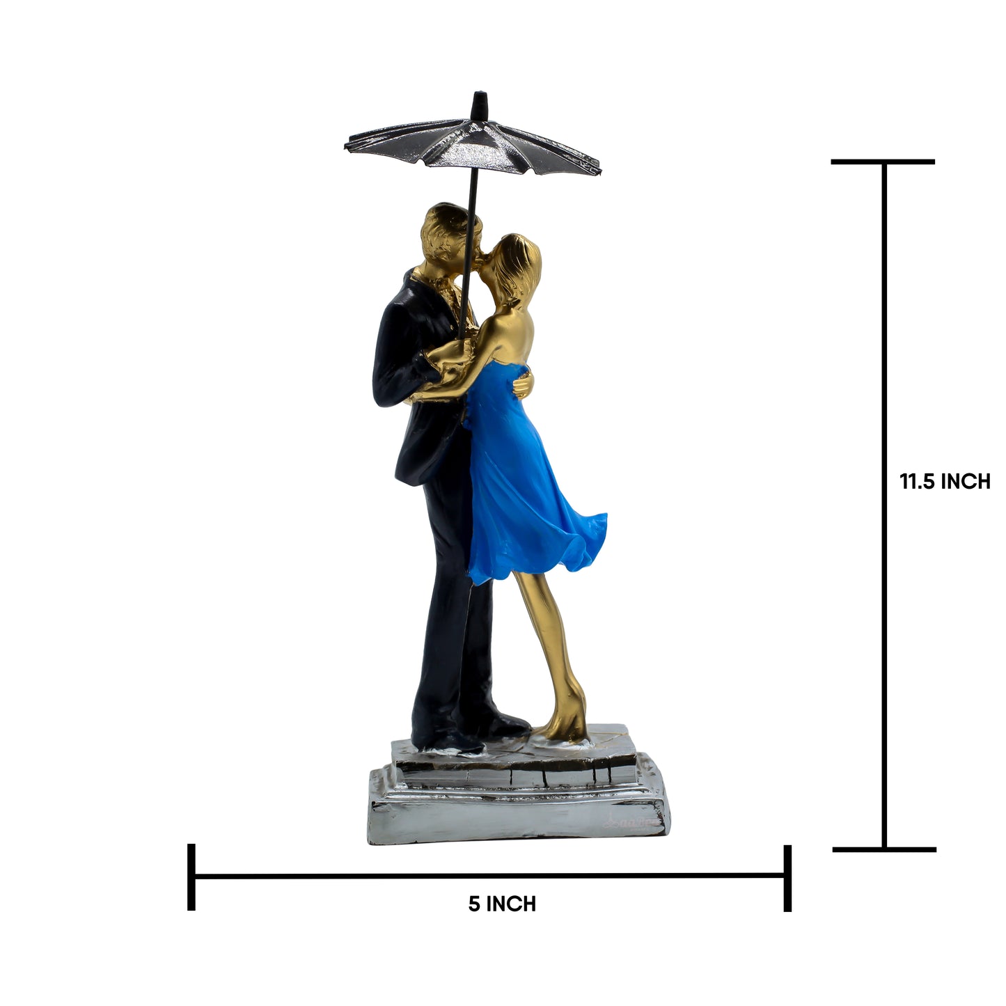 Handcrafted Resin Couple Statue, Romantic Home Decor, Anniversary Wedding Gift