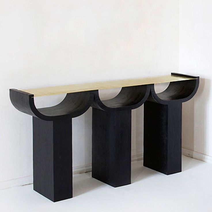 Blowing Console Table 