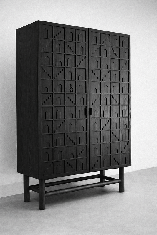Grand Master Cabinet  