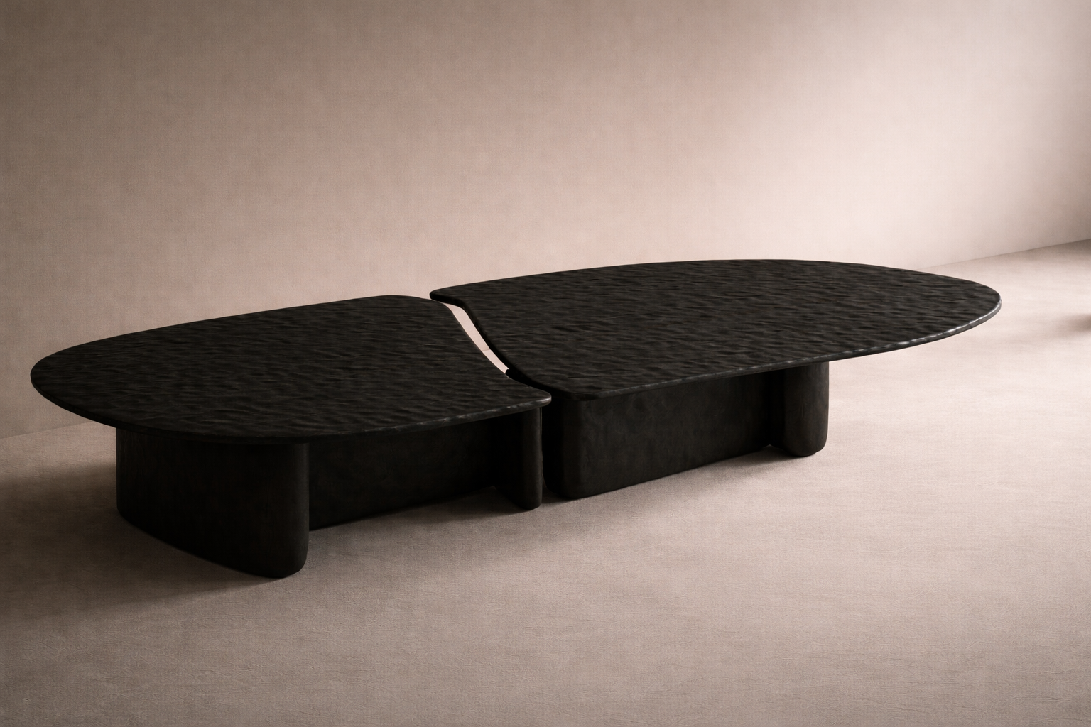Raffele center table 